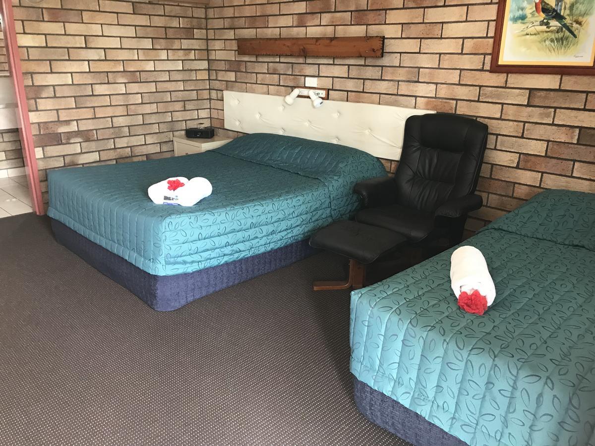 Miles Outback Motel Ngoại thất bức ảnh